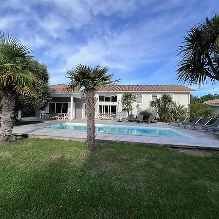 31 Montalivet Ocean Villa *