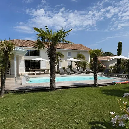 31 Montalivet Ocean Villa